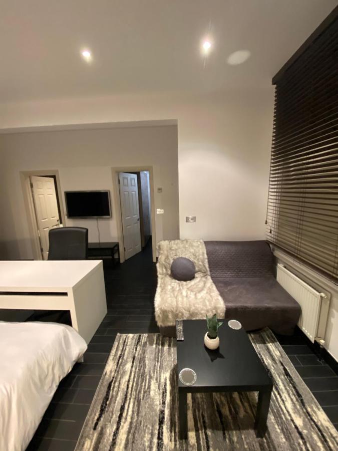 Appartement Beautiful Modern Studio In High Street Kensington à Londres Extérieur photo